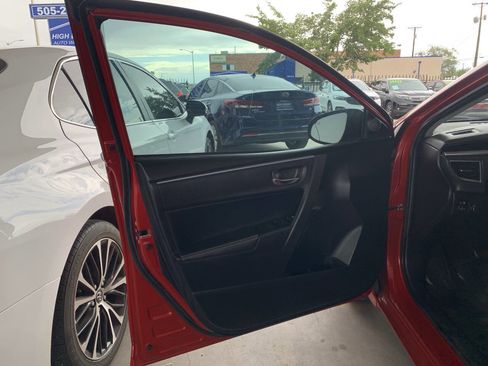 Used 2014 Toyota Corolla S Premium FWD image 10