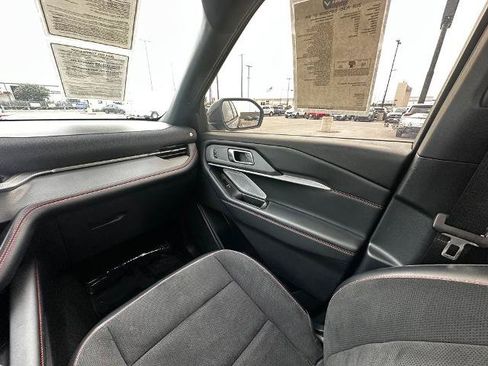 Certified 2025 Ford Explorer ST AWD/4WD image 15