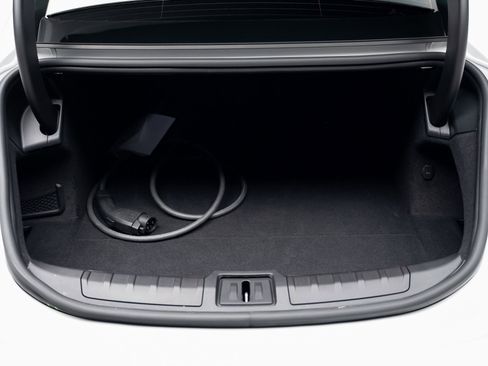 Used 2023 Porsche Taycan w/ Premium Package image 68