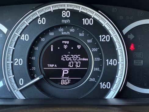 Used 2016 Honda Accord LX image 23