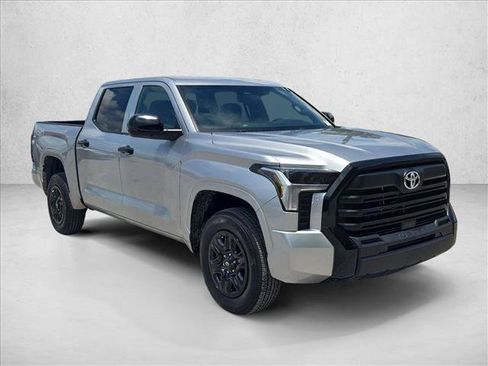 Used 2025 Toyota Tundra SR w/ SR Tow Package AWD/4WD image 3