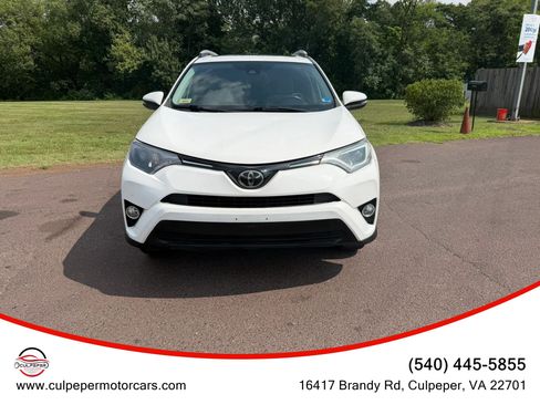 Used 2018 Toyota RAV4 XLE FWD image 1