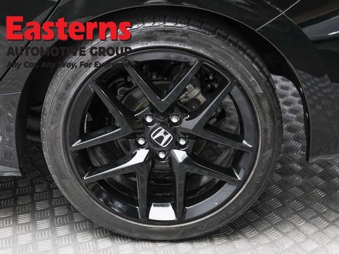 Used 2024 Honda Civic Sport image 8