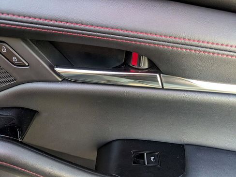 Certified 2025 MAZDA MAZDA3 Carbon image 33