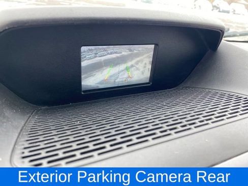 Used 2019 Ford Transit 150 XLT image 11