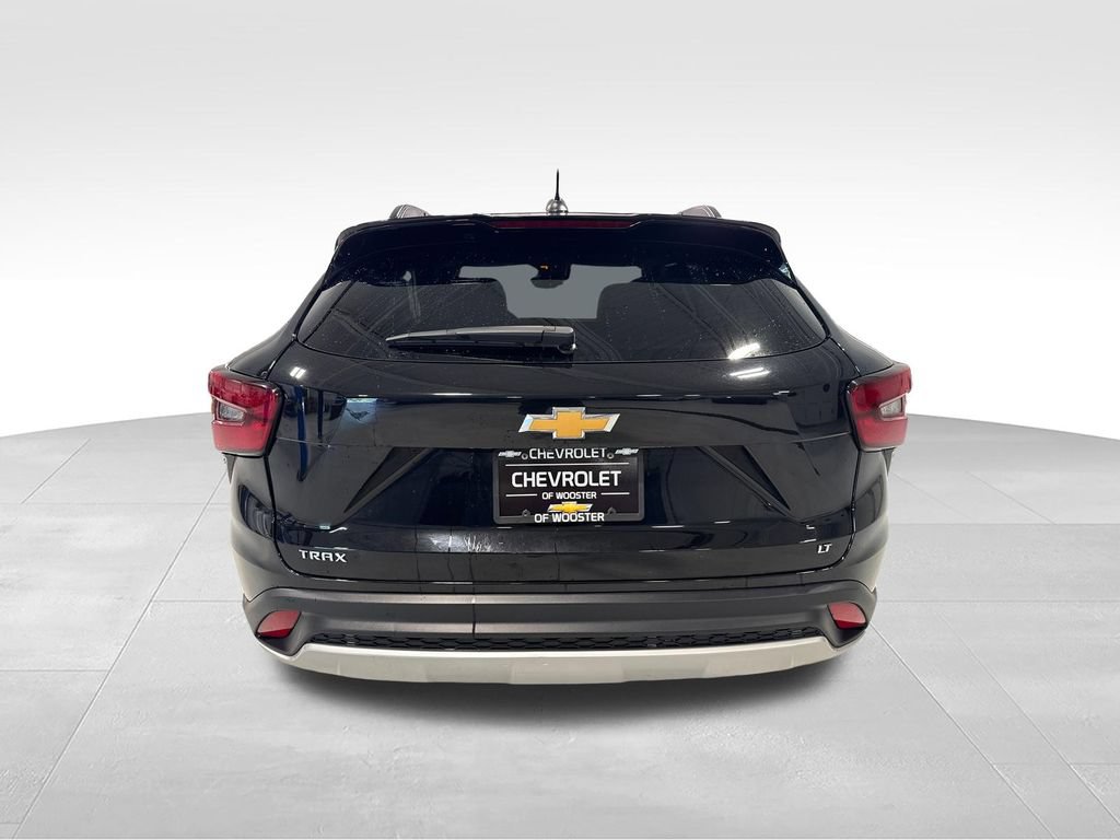 Used 2024 Chevrolet Trax LT FWD image 44