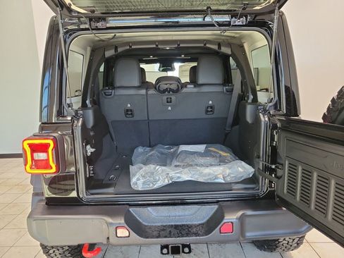 New 2026 Jeep Wrangler Unlimited Rubicon image 9