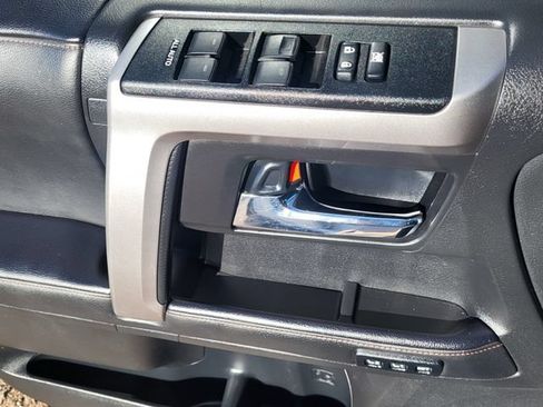 Used 2024 Toyota 4Runner Limited AWD/4WD image 12