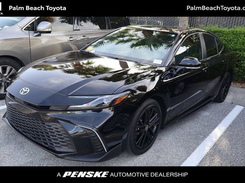 Used 2025 Toyota Camry SE w/ Multimedia Upgrade Package FWD image 1