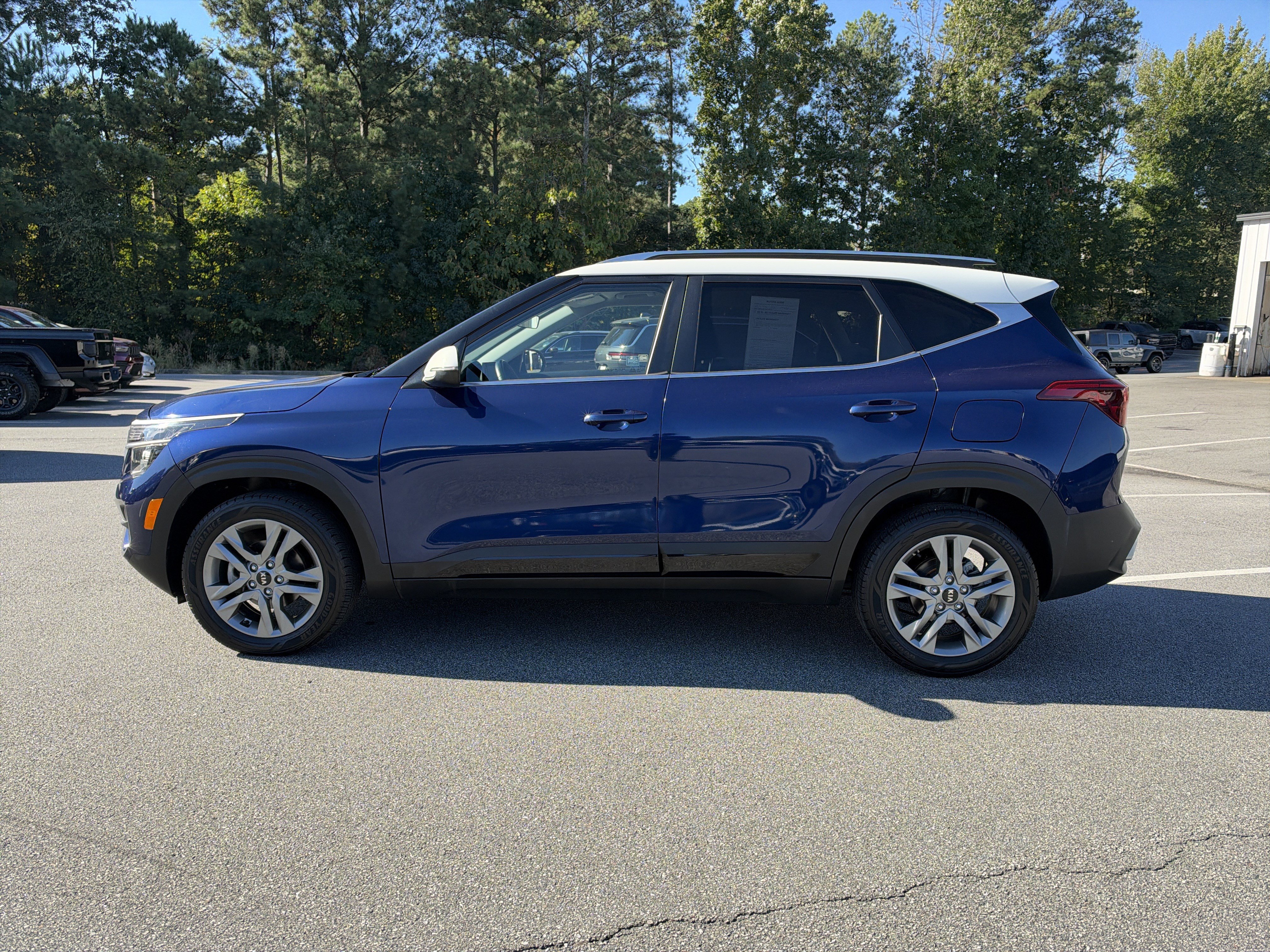 Used 2021 Kia Seltos S FWD image 4