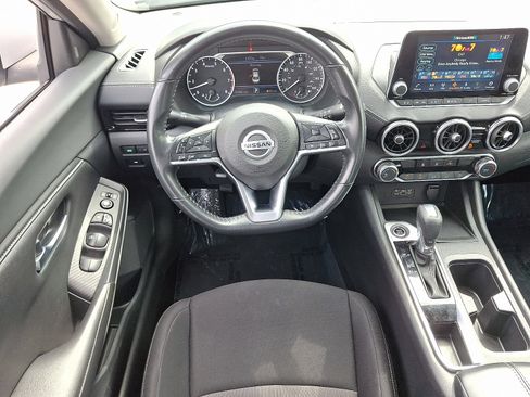 Used 2023 Nissan Sentra SV image 12