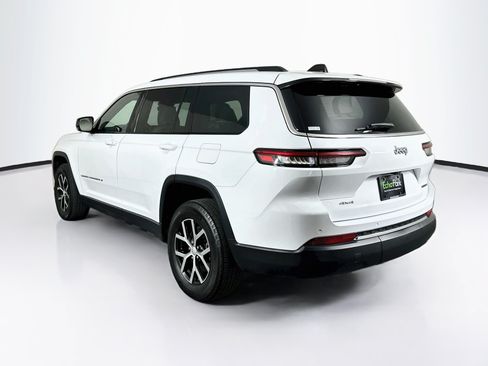 Used 2023 Jeep Grand Cherokee L Limited AWD/4WD image 5
