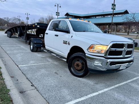 Used 2016 RAM 3500 SLT w/ Quick Order Package 29G SLT image 20