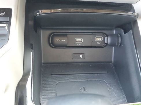 Certified 2022 Kia Telluride SX w/ SX Prestige Package AWD/4WD image 30