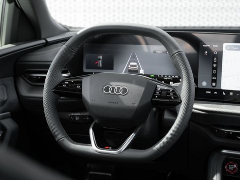 New 2026 Audi SQ5 Premium Plus AWD/4WD image 9