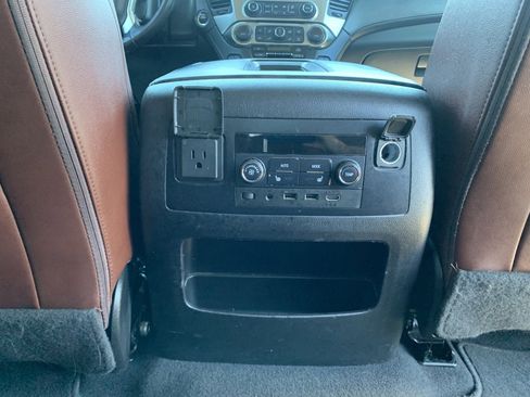 Used 2019 Chevrolet Tahoe Premier w/ Premier Plus Edition image 41