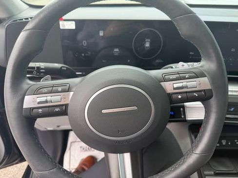 Used 2024 Hyundai Kona Limited AWD/4WD image 14