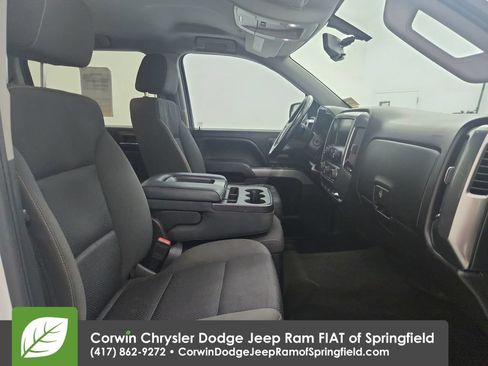 Used 2017 Chevrolet Silverado 1500 LT w/ All Star Edition AWD/4WD image 32