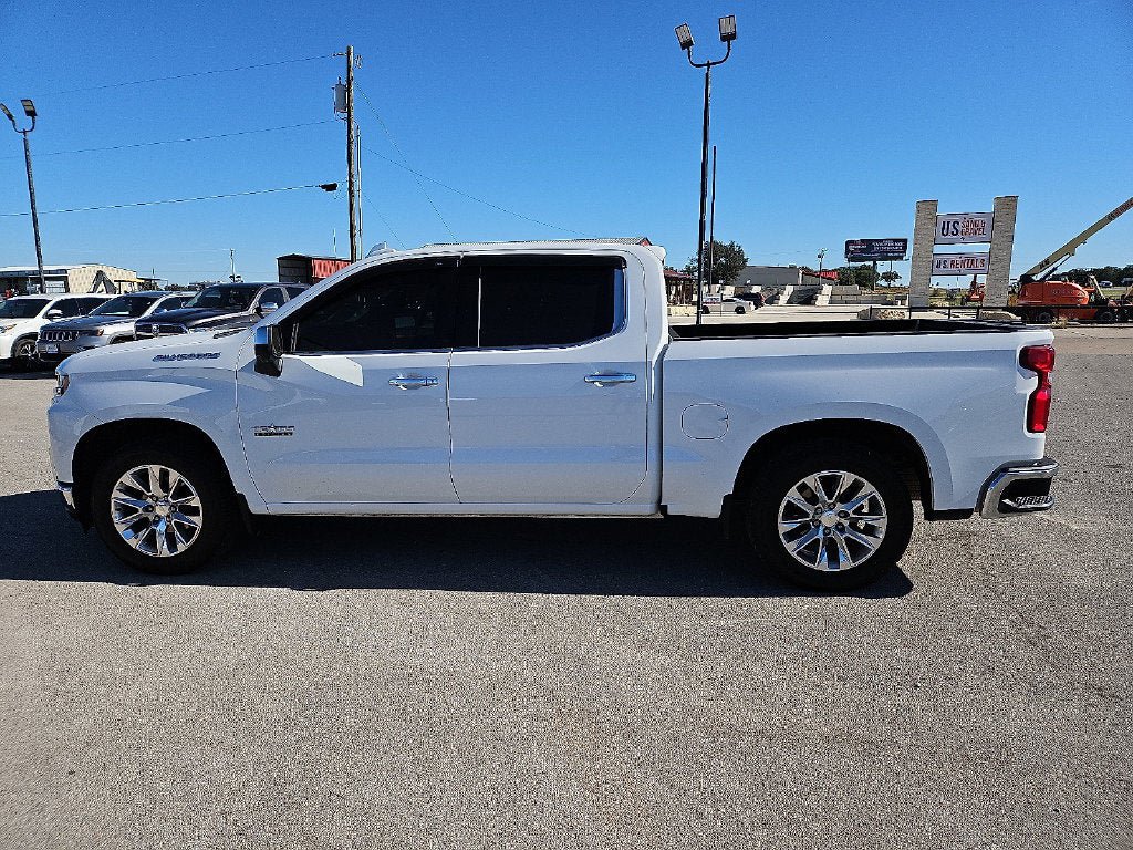 Used 2020 Chevrolet Silverado 1500 LTZ w/ LTZ Texas Edition RWD image 3