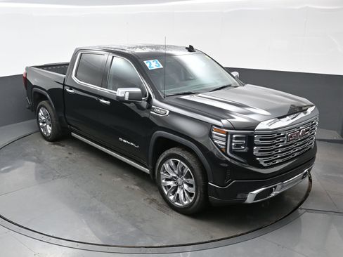 Used 2023 GMC Sierra 1500 Denali w/ Denali Reserve Package image 39