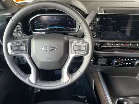 Used 2024 Chevrolet Silverado 2500 LT w/ Z71 Sport Edition AWD/4WD image 17