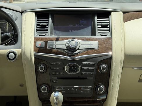 Used 2015 INFINITI QX80 4WD w/ 22" Wheel Package image 31