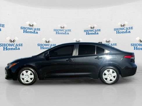 Used 2020 Toyota Corolla LE image 4