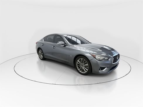 Used 2020 INFINITI Q50 Luxe image 2