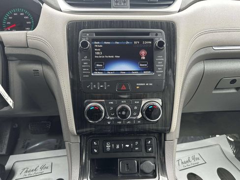 Used 2016 Chevrolet Traverse LT FWD image 32