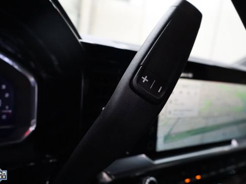 Used 2023 GMC Sierra 1500 Elevation image 17