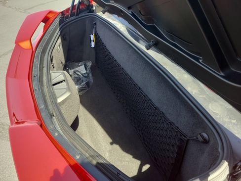 Used 2024 Chevrolet Corvette Stingray Premium Conv w/ Z51 Performance Package RWD image 30