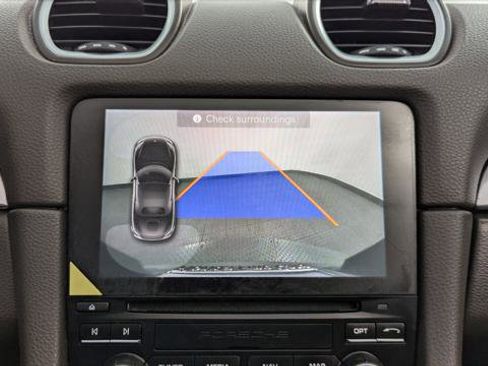 Used 2017 Porsche 718 Boxster image 22