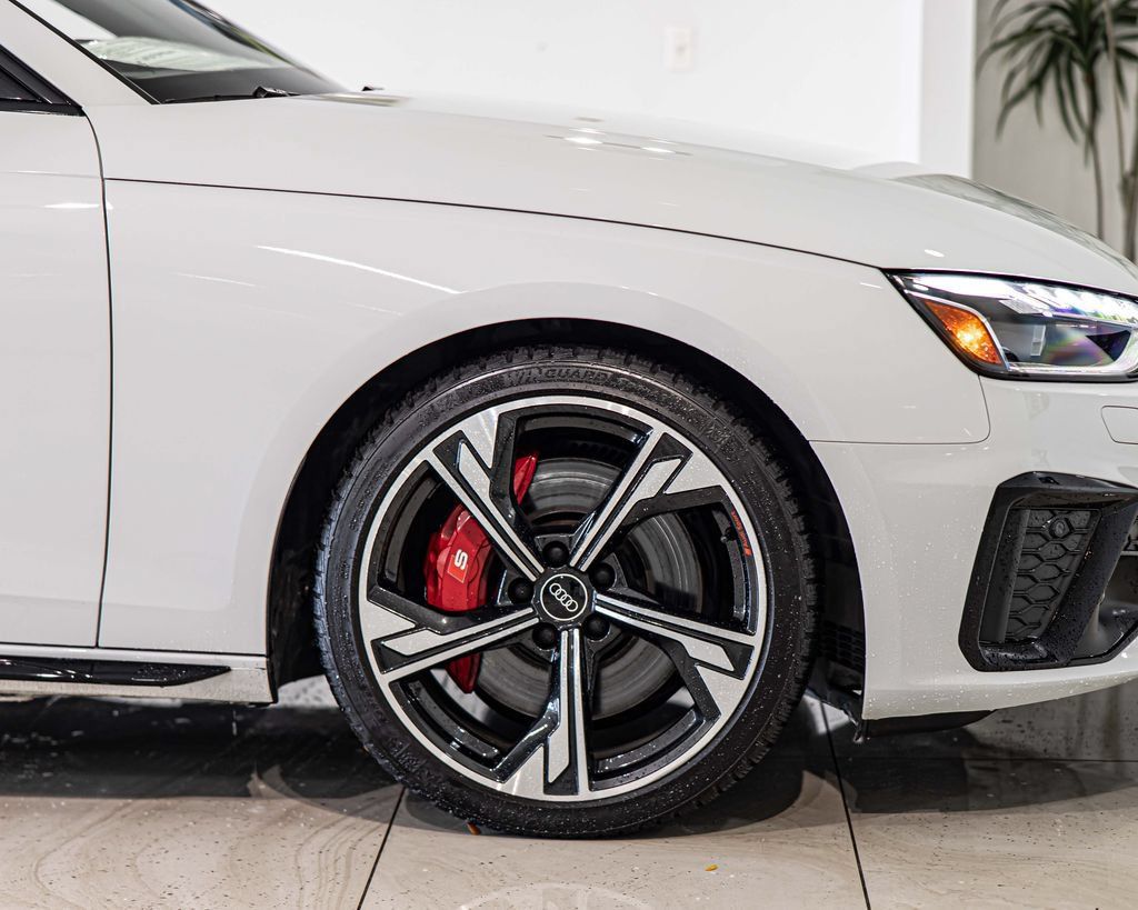 Used 2023 Audi S4 Prestige AWD/4WD image 10