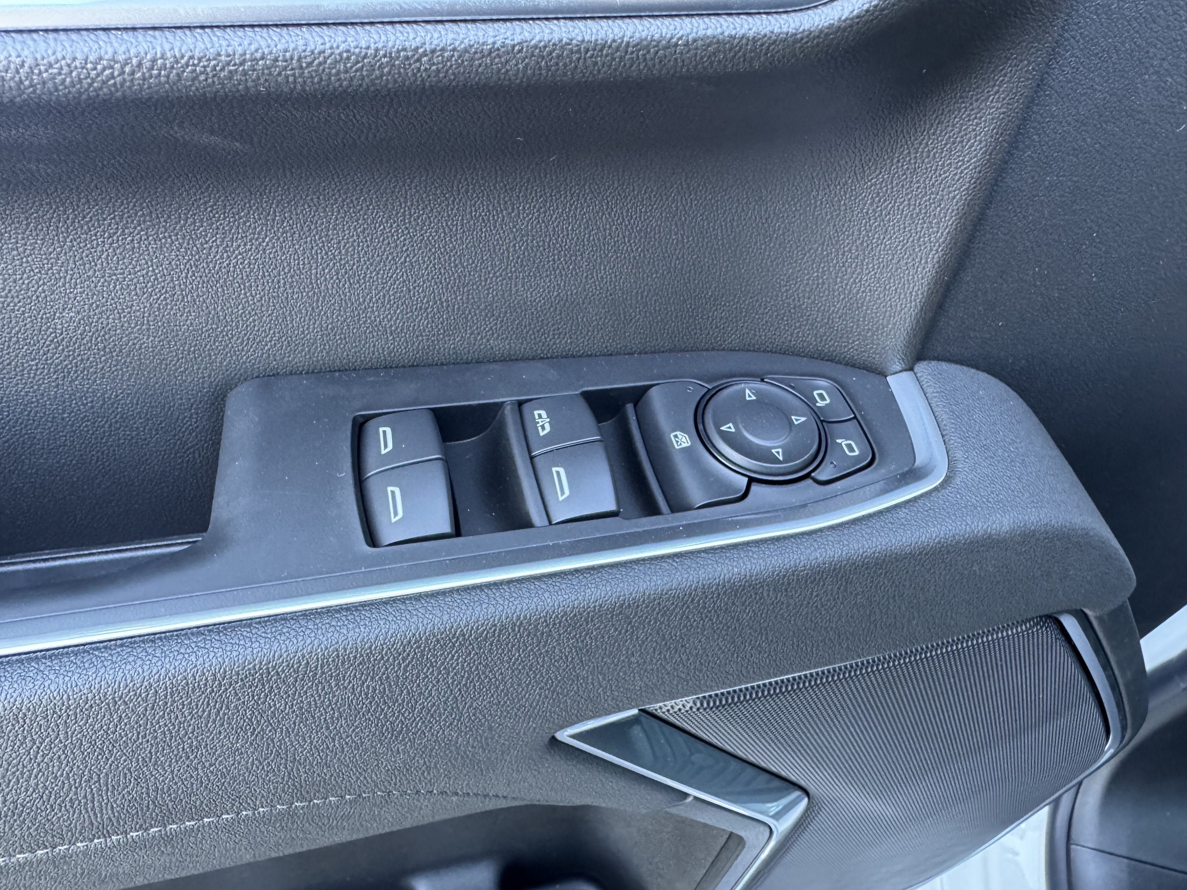 New 2026 Chevrolet Silverado 1500 LT w/ All Star Edition Plus RWD image 11