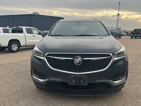 Used 2019 Buick Enclave Avenir w/ Avenir Technology Package image 3