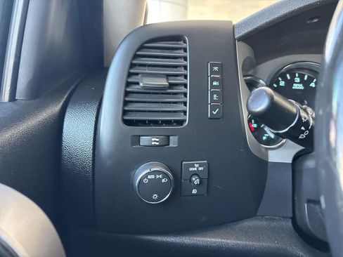 Used 2013 Chevrolet Silverado 1500 LT RWD image 16