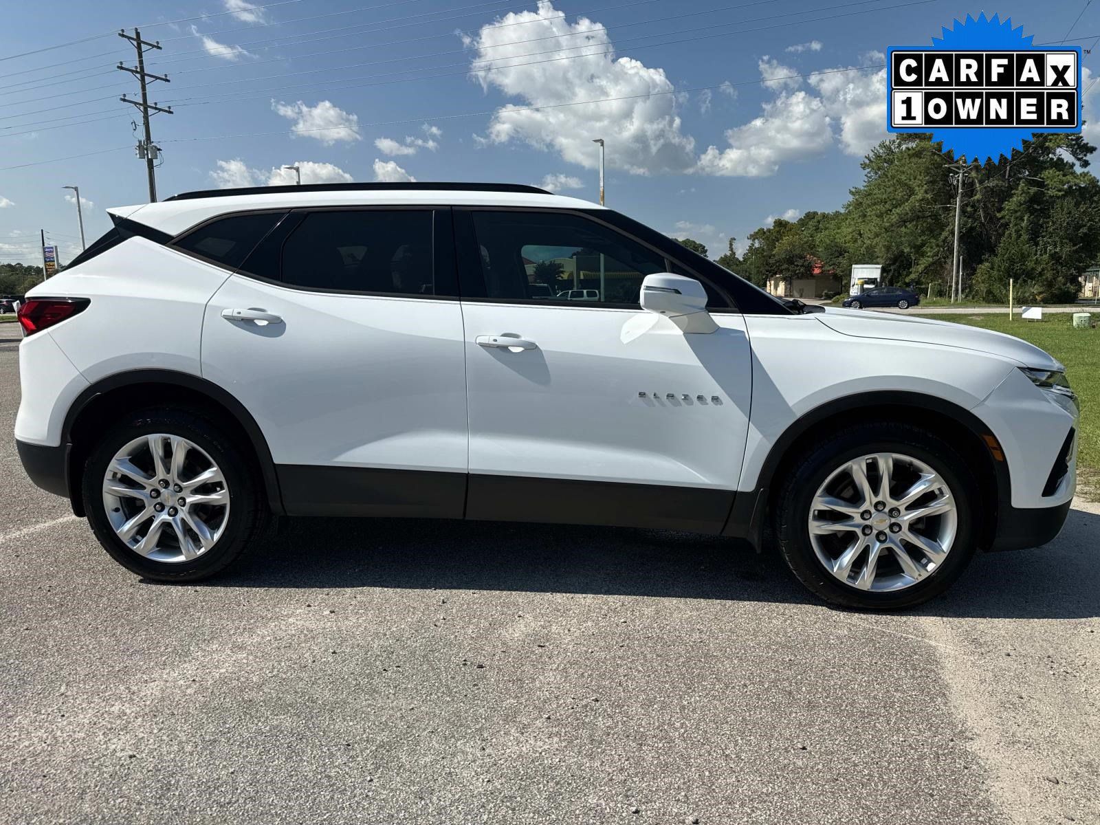 Used 2020 Chevrolet Blazer LT w/ Sound & Technology Package AWD/4WD image 2