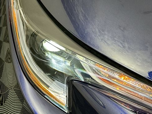 Used 2025 Toyota Corolla LE FWD image 9