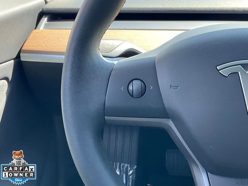 Used 2019 Tesla Model 3 Long Range image 39