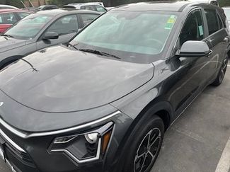 Used 2026 Kia Niro LX FWD video 2