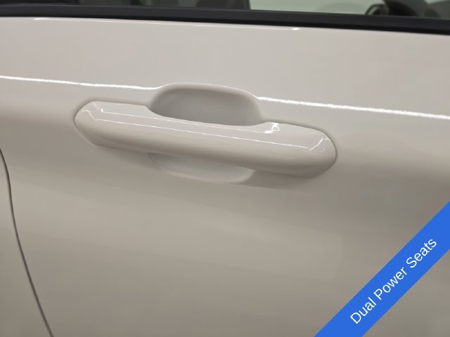 New 2027 Ford Explorer Platinum w/ LUX Leather Package AWD/4WD image 8