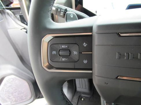 New 2025 GMC Hummer EV 2X image 17