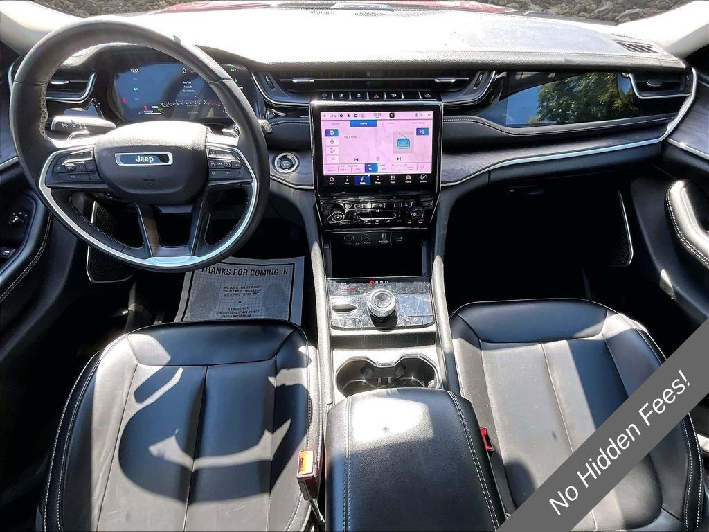 Used 2023 Jeep Grand Cherokee 4WD 4xe image 13