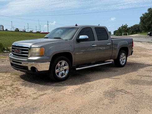 Used 2012 GMC Sierra 1500 SLE w/ Regional Value Package RWD image 1