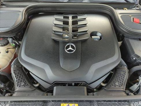 Certified 2021 Mercedes-Benz GLE 580 4MATIC image 23