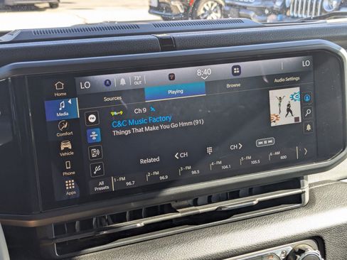 Used 2024 Jeep Wrangler Willys image 21