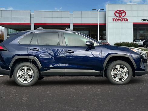 New 2025 Toyota RAV4 XLE w/ Convenience Package image 4