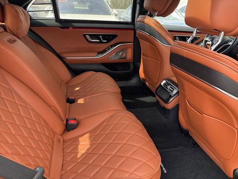 Certified 2023 Mercedes-Benz S 500 4MATIC image 7