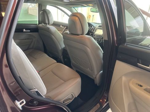 Used 2015 Kia Sorento SX AWD/4WD image 31