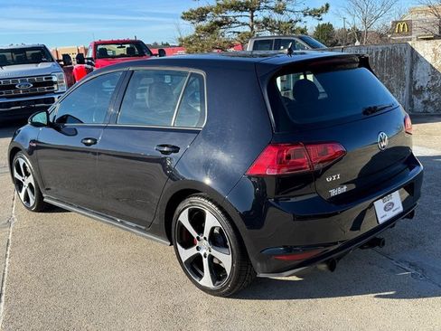 Used 2017 Volkswagen GTI S image 10